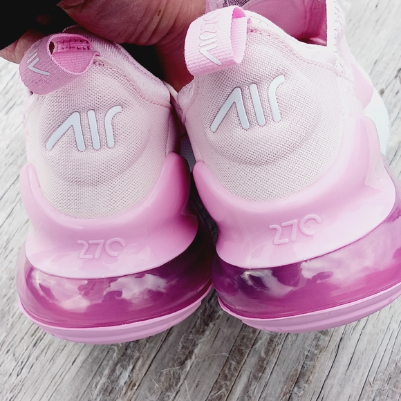 Nike Air Max 270 Streetwear/Lifestyle Shoes Size 5 Youth/6.5 Women - Picture 13 of 14